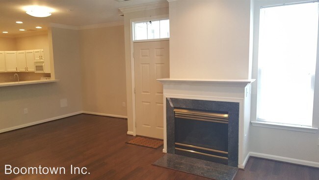 Building Photo - 19455 Caravan Dr