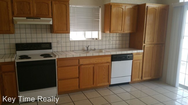 Foto del edificio - 3479 Beale St