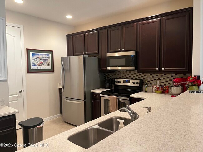 Foto del edificio - 5748 Tamarac Dr