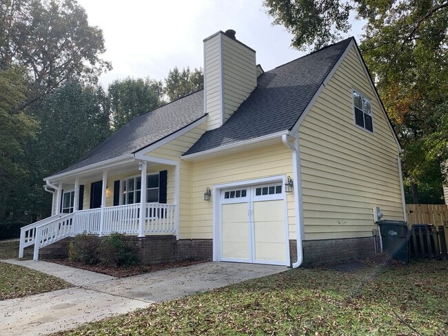 Building Photo - Single Family Home in Crowfield (NOW INCLU...