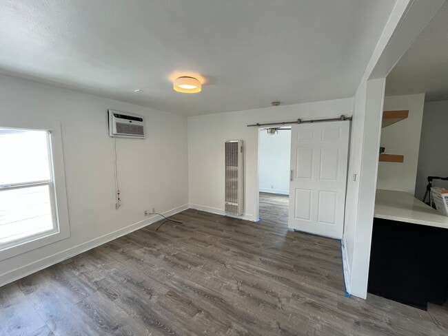 Building Photo - 3232 Verdugo Rd