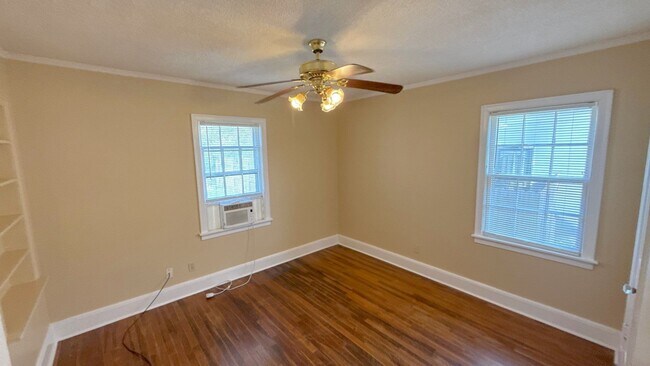 Foto del edificio - 3340 Douglass Ave