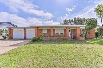 2920 Heron Dr