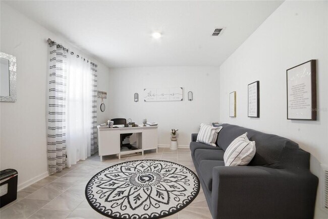 Foto del edificio - 4980 Four Strand Ct