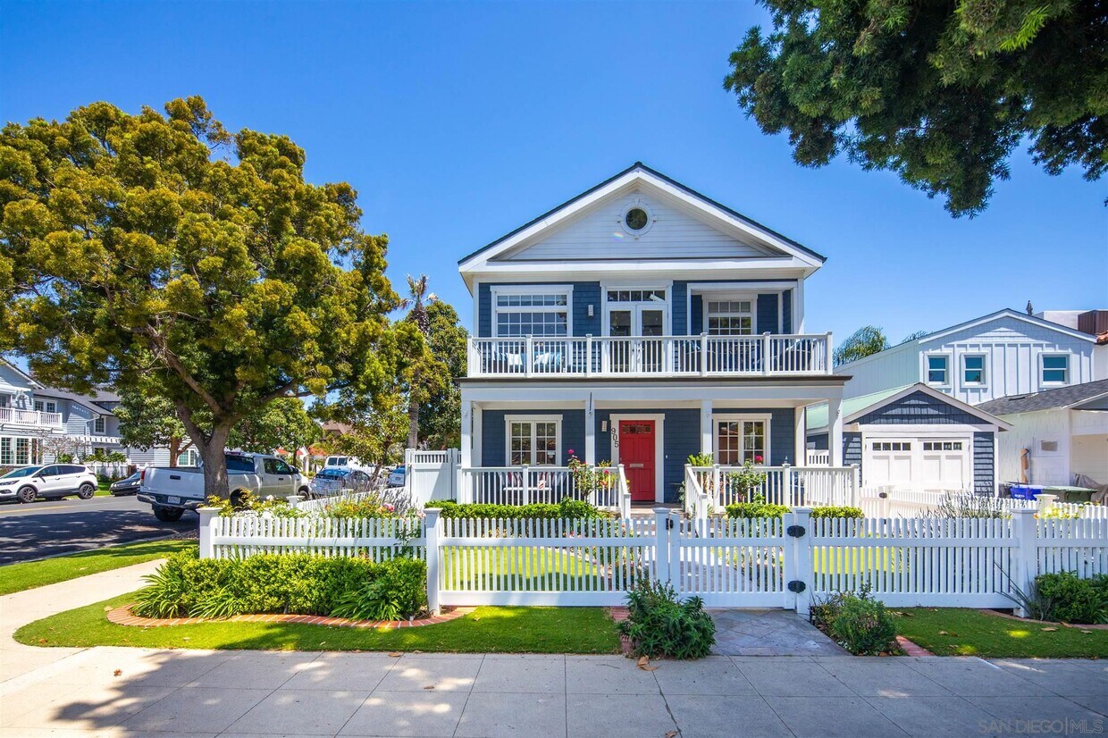 Primary Photo - 905 J Ave