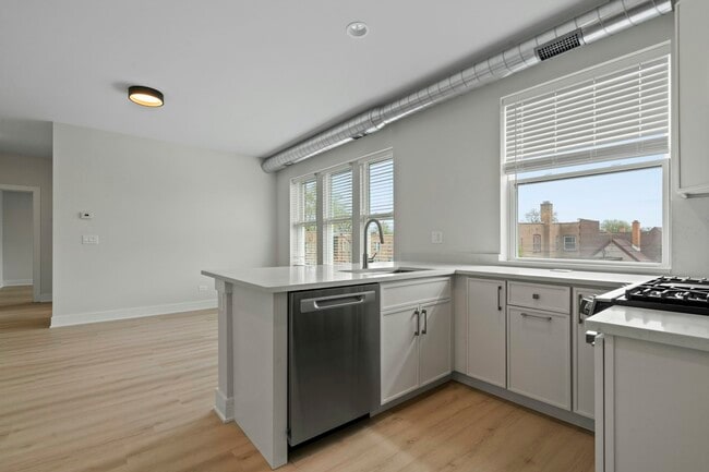 Foto del edificio - 432 S Maple Ave