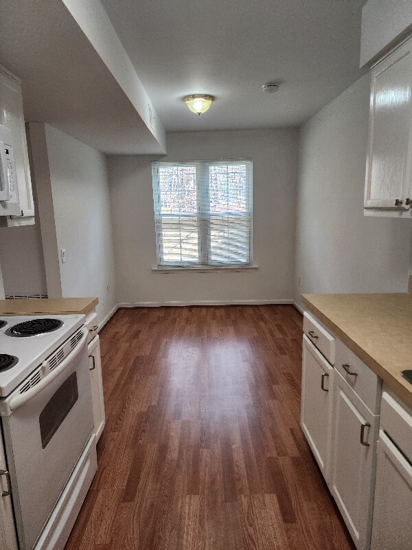 Foto del edificio - 20225 Shipley Terrace