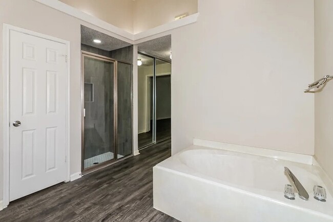 Foto del edificio - 22948 Benbury Dr