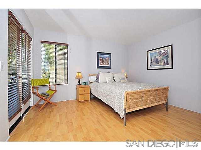 Building Photo - 8132 Camino del Sol