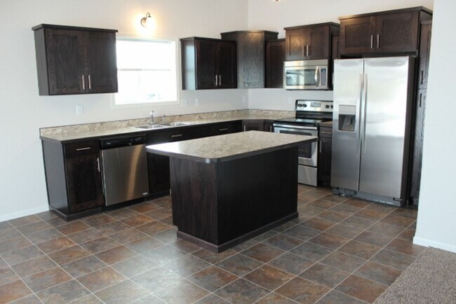 Foto del edificio - 3 Bed 3 Bath Single Family Home