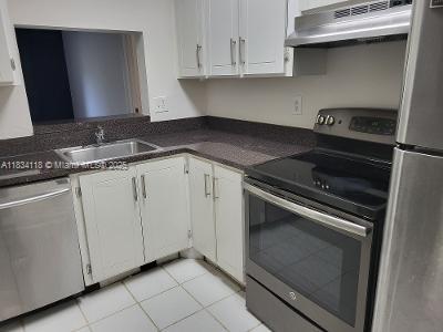 Foto del edificio - 480 NW 20th St