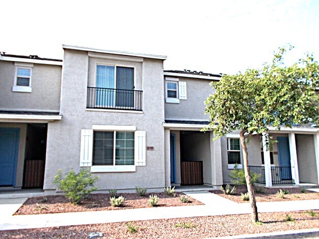 Primary Photo - 20709 W Maiden Ln