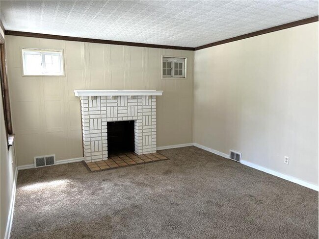 Building Photo - 837 Jeanette Ave