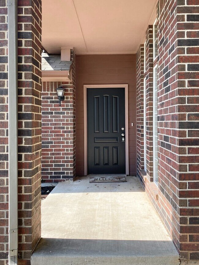 Foto del edificio - 631 Stoneridge Dr
