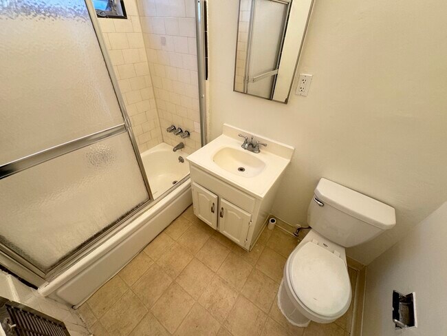 Foto del edificio - 205 N Alexandria Ave