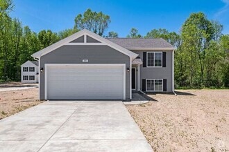 Building Photo - 5659 Claremount St