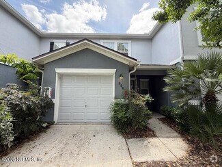Building Photo - 808 Black Cherry Dr S