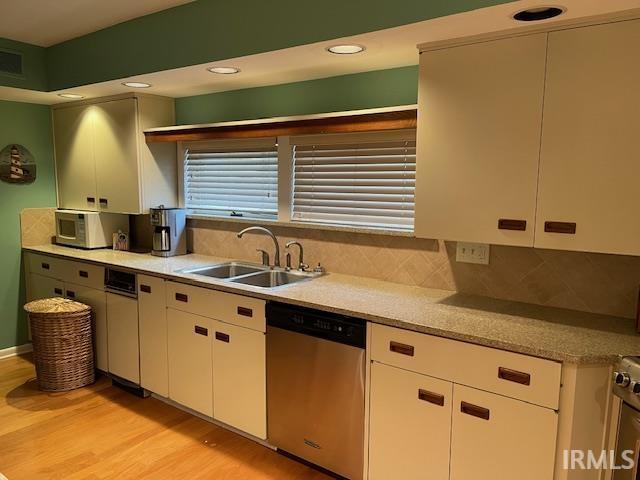 Foto del edificio - 10660 N Southshore Dr