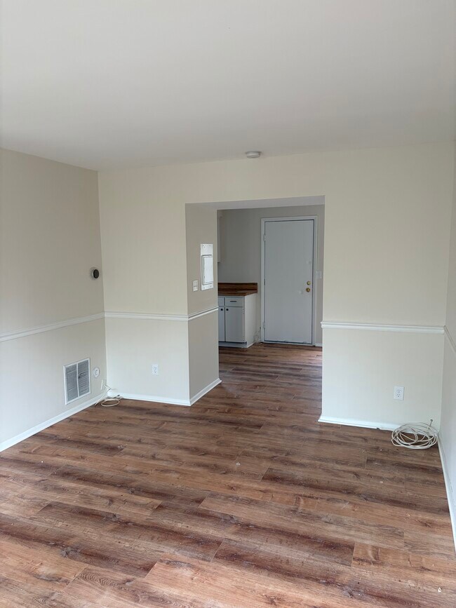 Foto del edificio - 4760 Ransey Ct