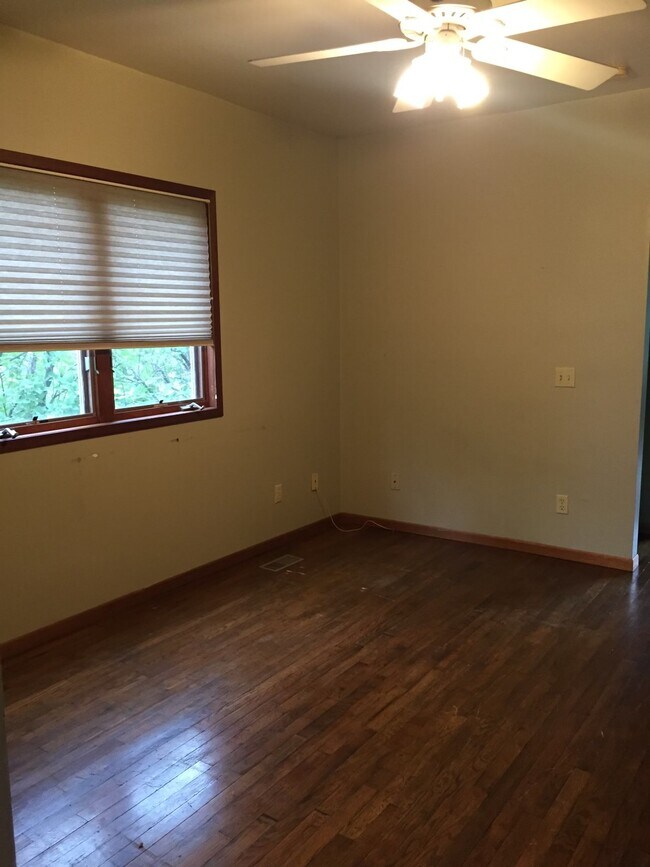 331 W Pleasant St, Mankato, MN 56001 House Rental in Mankato, MN