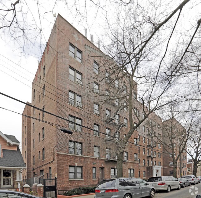 Building Photo - 87-24 115TH ST