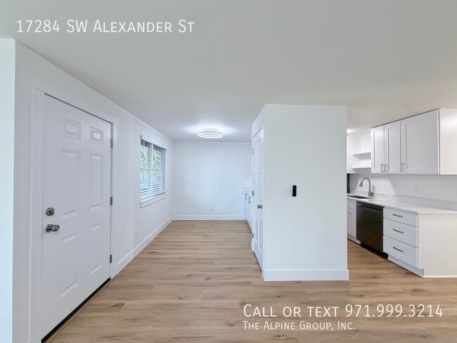 Building Photo - 17284 SW Alexander St