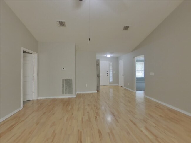 Building Photo - 5814 Kelly Mill Ln