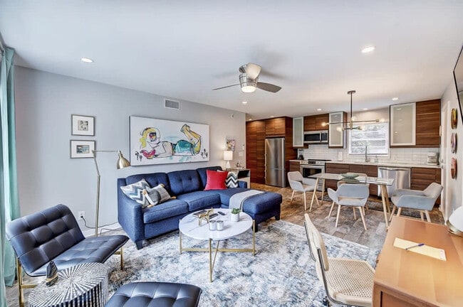 Building Photo - 510 Queens Rd