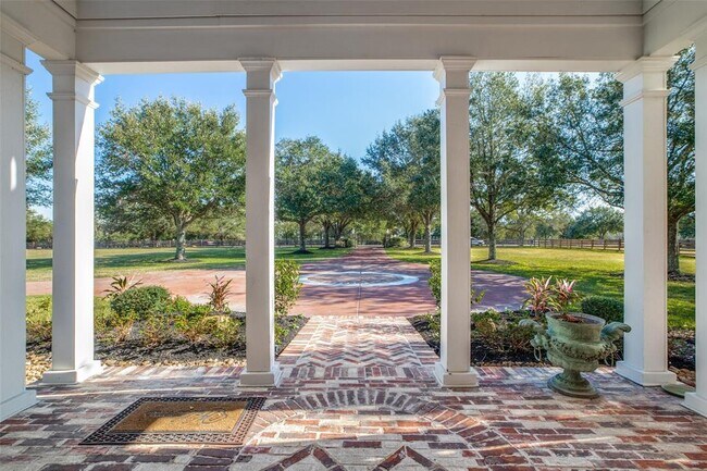 Foto del edificio - 404 High Meadow Ranch Dr