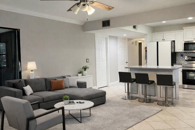 Foto del edificio - 9521 Boca Cove Cir