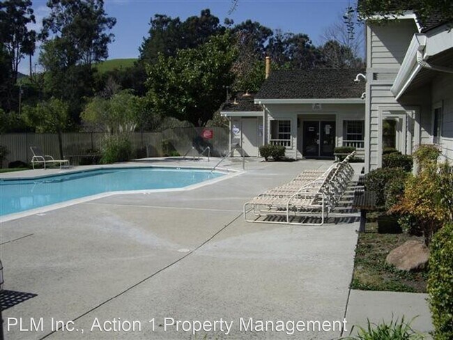 Building Photo - 8055 Mountain View Dr