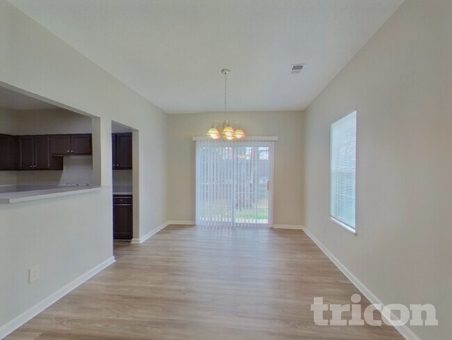 Foto del edificio - 62 Sweet Thorne Cir