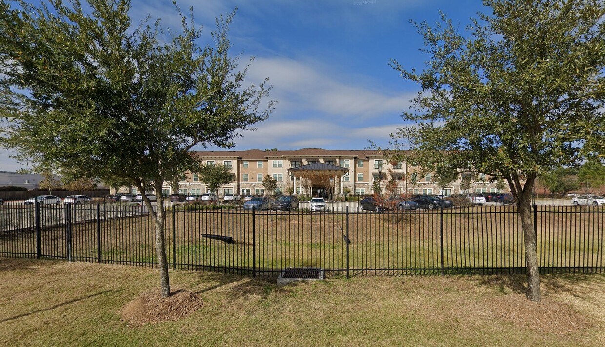 Foto del edificio - 15505 Bammel North Houston Rd