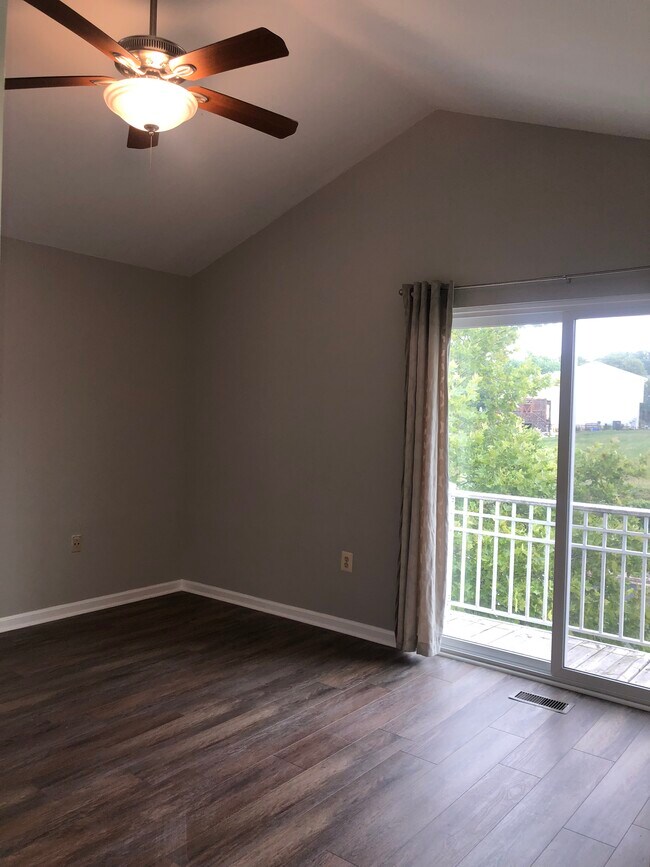 Foto del edificio - 6303 Sandpiper Ct