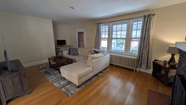 Foto del edificio - 152 Winthrop Ave