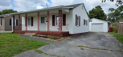Building Photo - 703 N North St