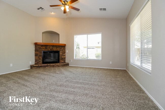 Building Photo - 14828 W Riviera Dr