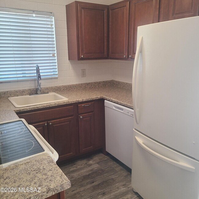 Foto del edificio - 1002 S Kolb Rd