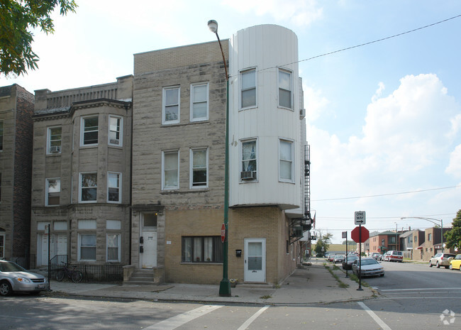 Building Photo - Bridgeport