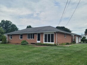 Building Photo - 22157 Holiday Dr
