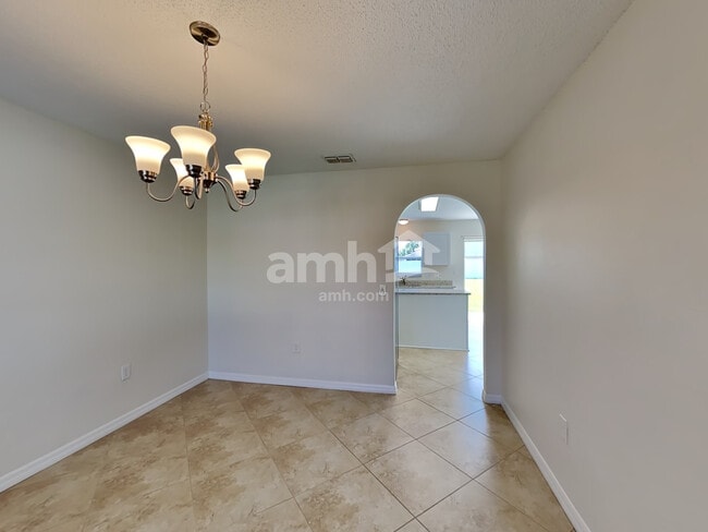 Building Photo - 8255 Settlers Creek Loop