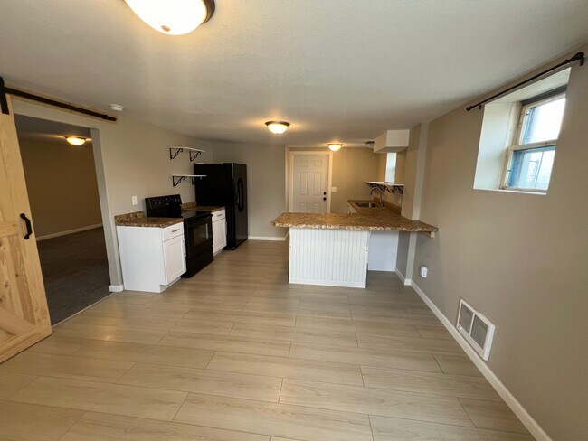 Foto del edificio - 1138 W 11th St