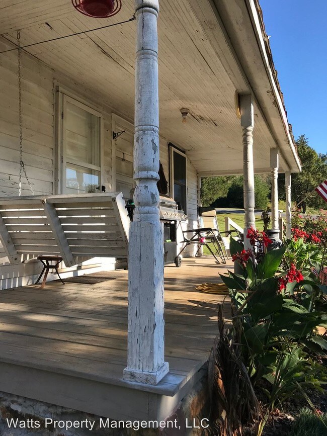 Building Photo - 2 br, 1 bath House - 279 Goat Island Road