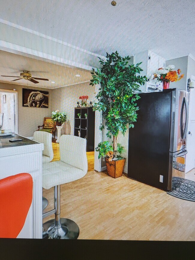 Foto del edificio - 276 E Johnson St