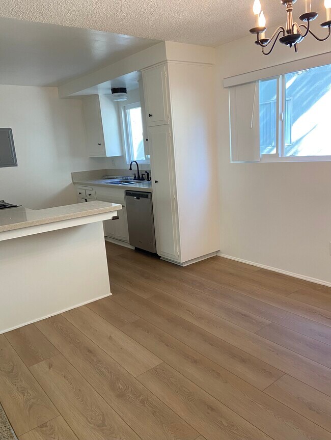 Dining Room & Kitchen - 1312 Agate St