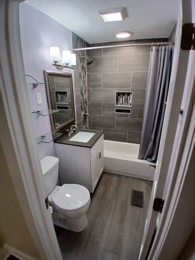 Photo - 3702 Armstrong Rd House