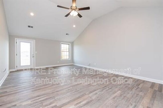 Building Photo - 722 Leeward Ct