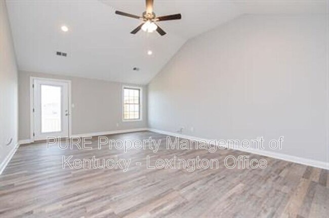 Foto del edificio - 722 Leeward Ct
