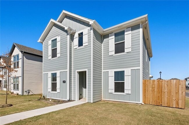 Building Photo - 4790 W Planetree St