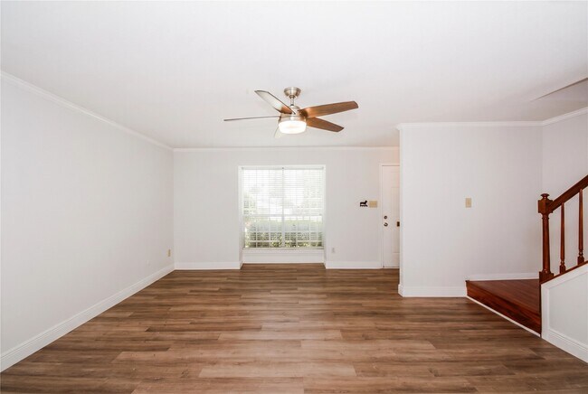 Foto del edificio - 8511 Ariel St